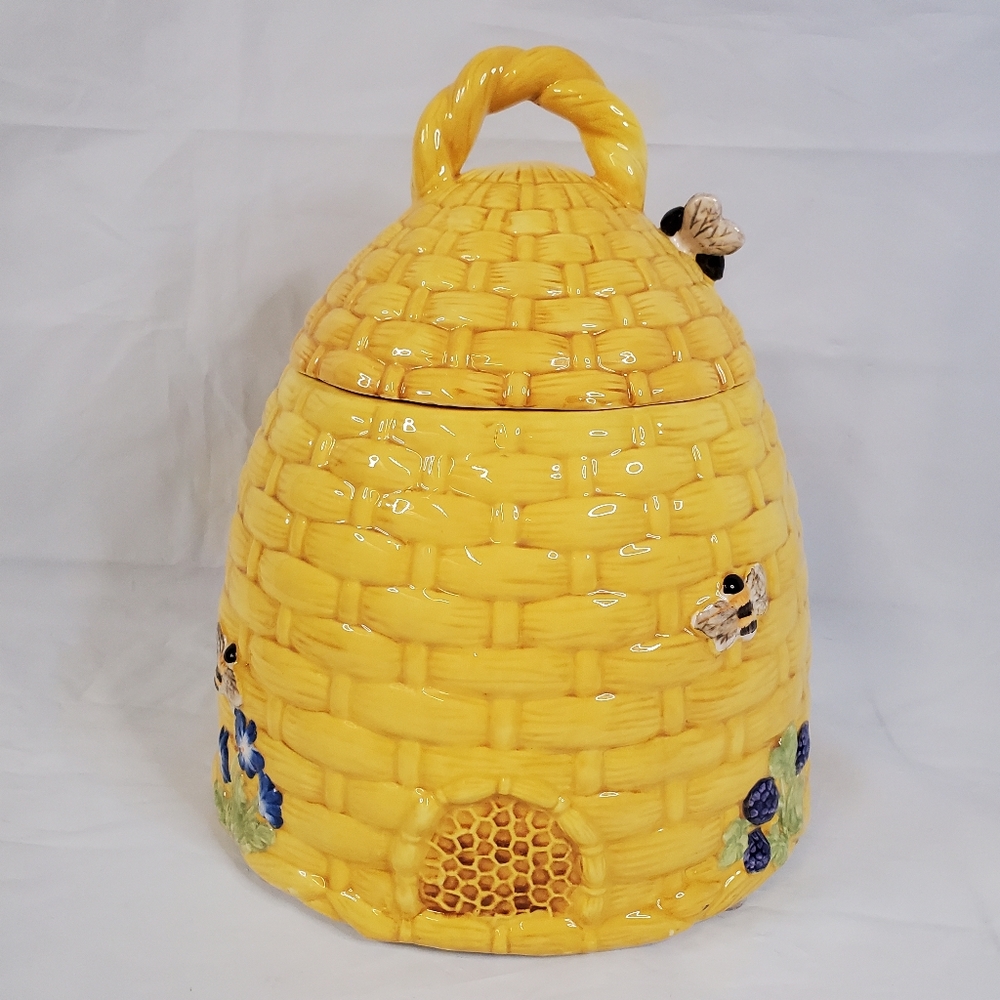 Beehive cookie Jar